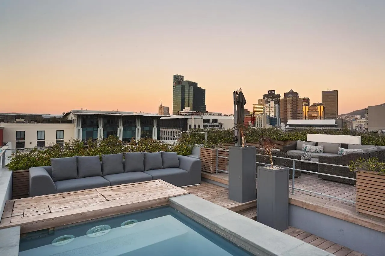 147 Waterkant Fast Wifi Roof Deck Pool Cape Town